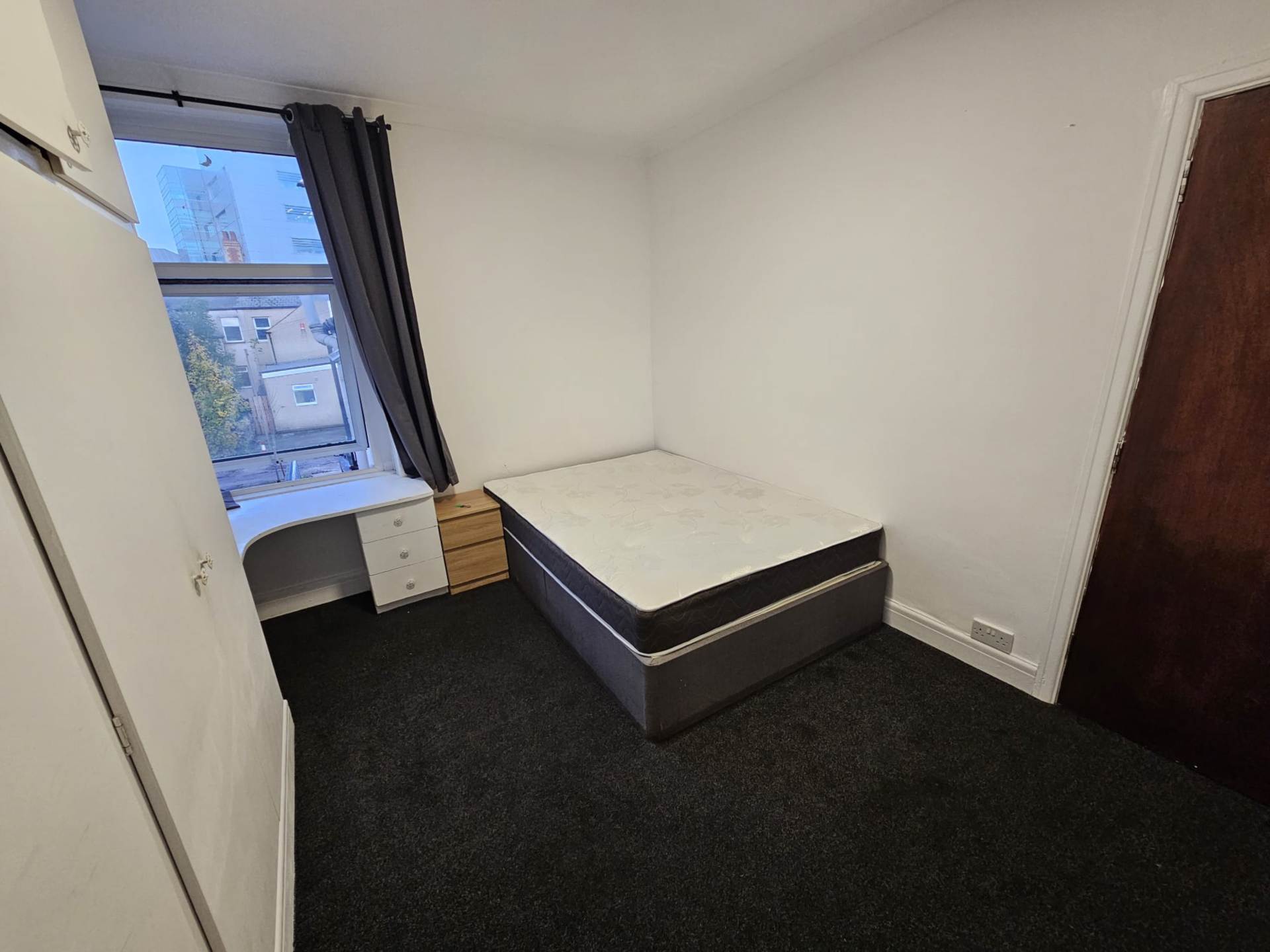 North Road, Cardiff, Image 3