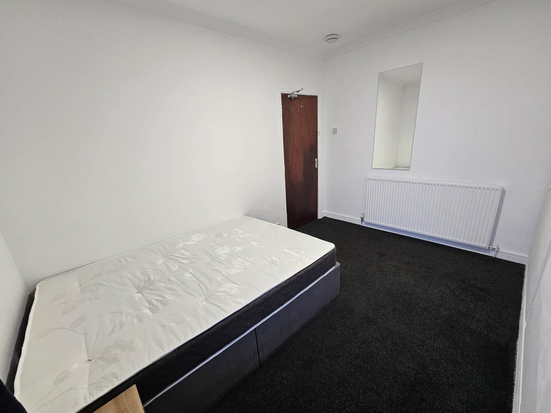 North Road, Cardiff, Image 4