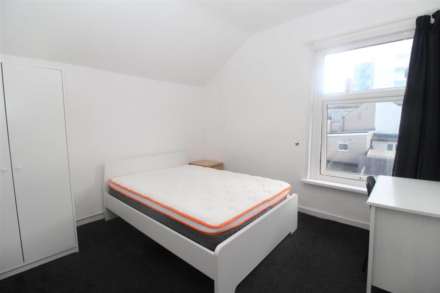 North Road, Cardiff, Image 15