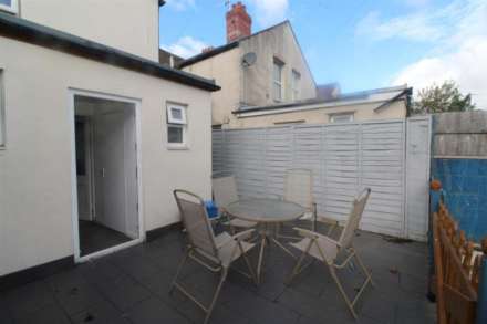 North Road, Cardiff, Image 16