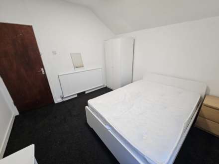 North Road, Cardiff, Image 7