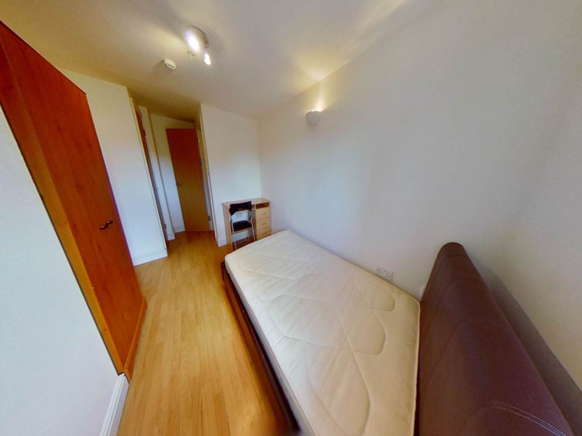 Crwys Road, Cardiff, Image 2