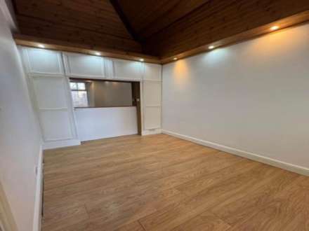 The Parade, Cardiff, Image 7