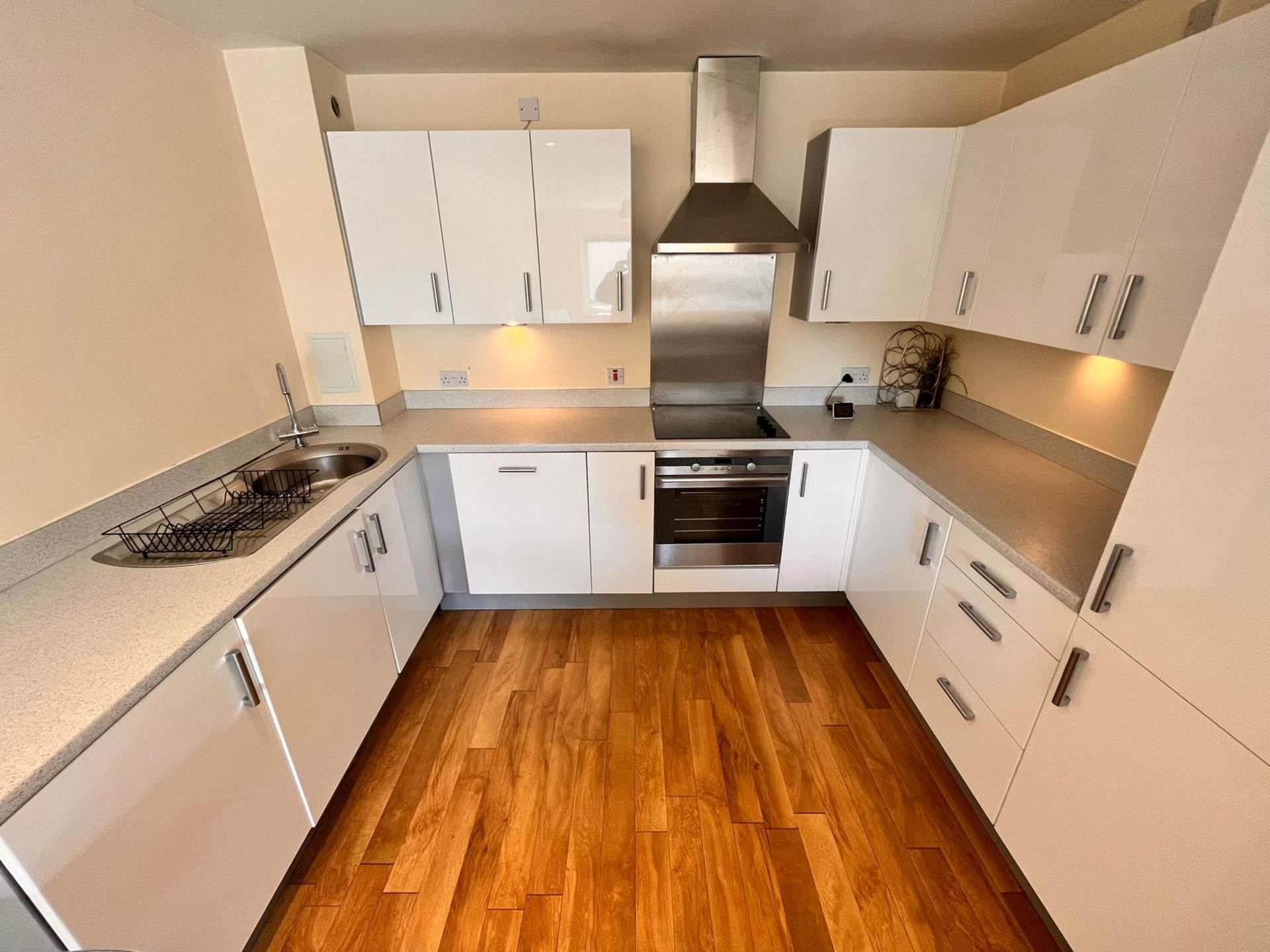 Quayside, Cardiff Bay, Image 1