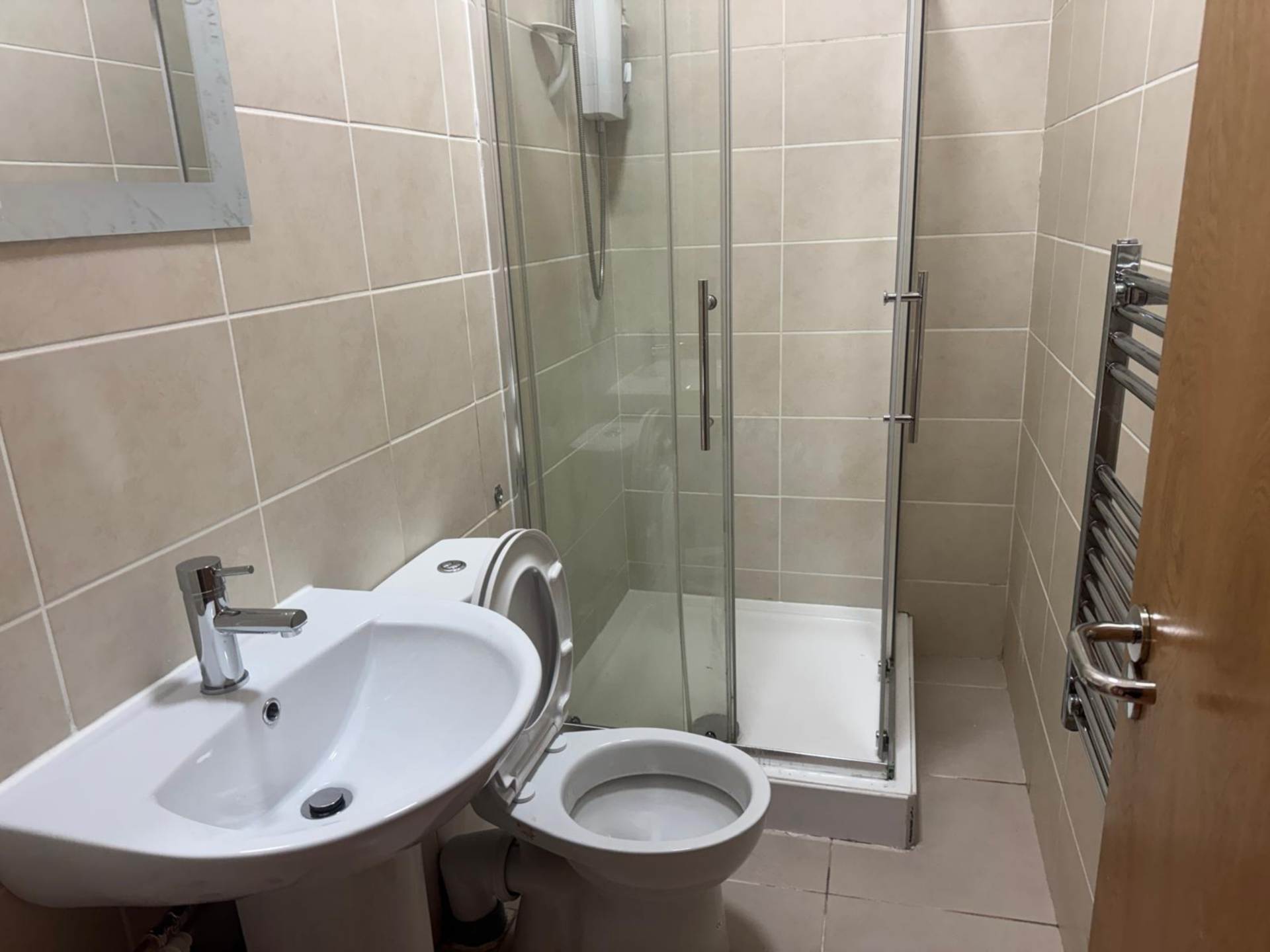 Newport Road, Cardiff, Image 3