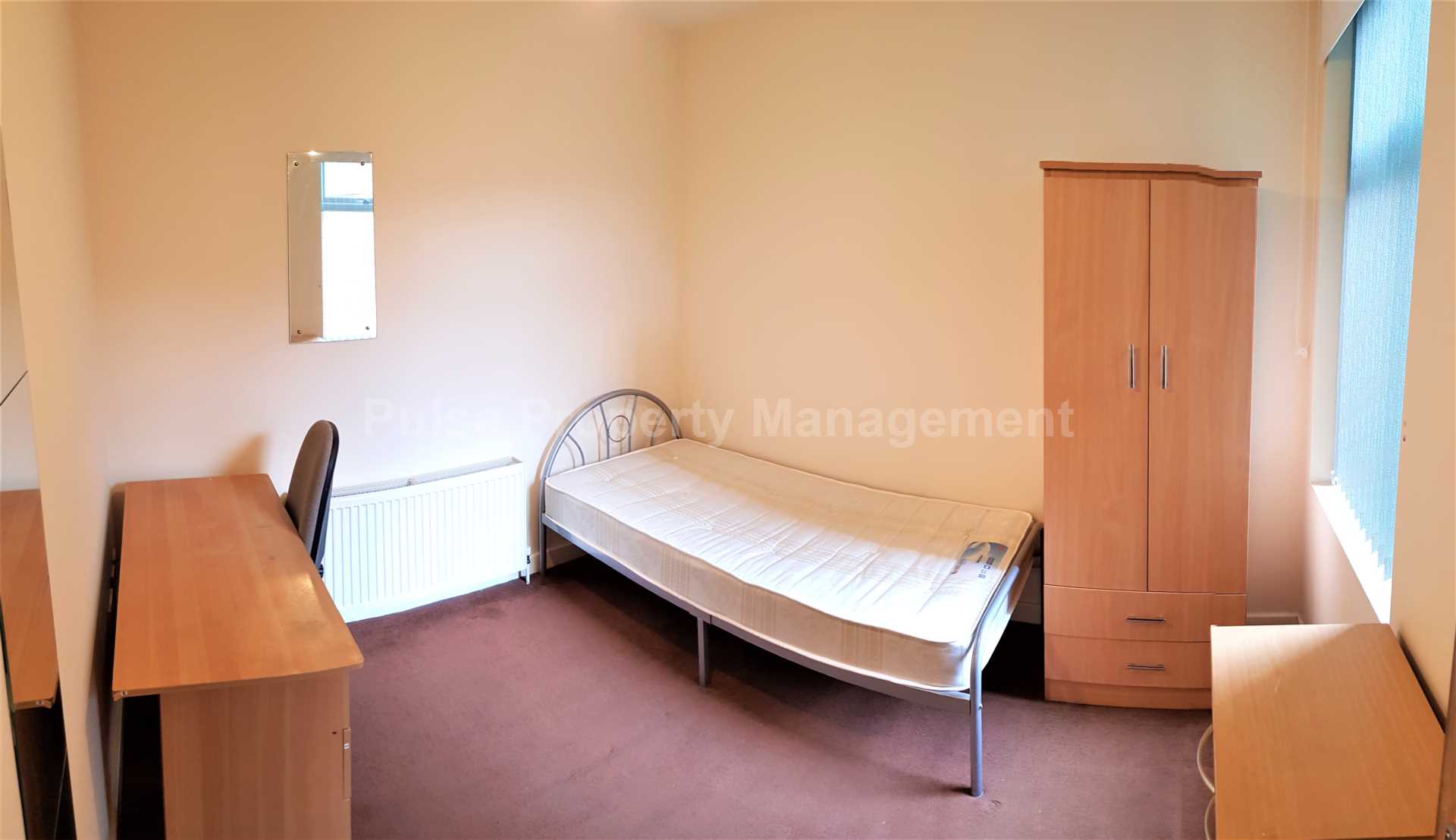 Double Rooms £110 per person per week  - Great Western Street, Rusholme, Image 5