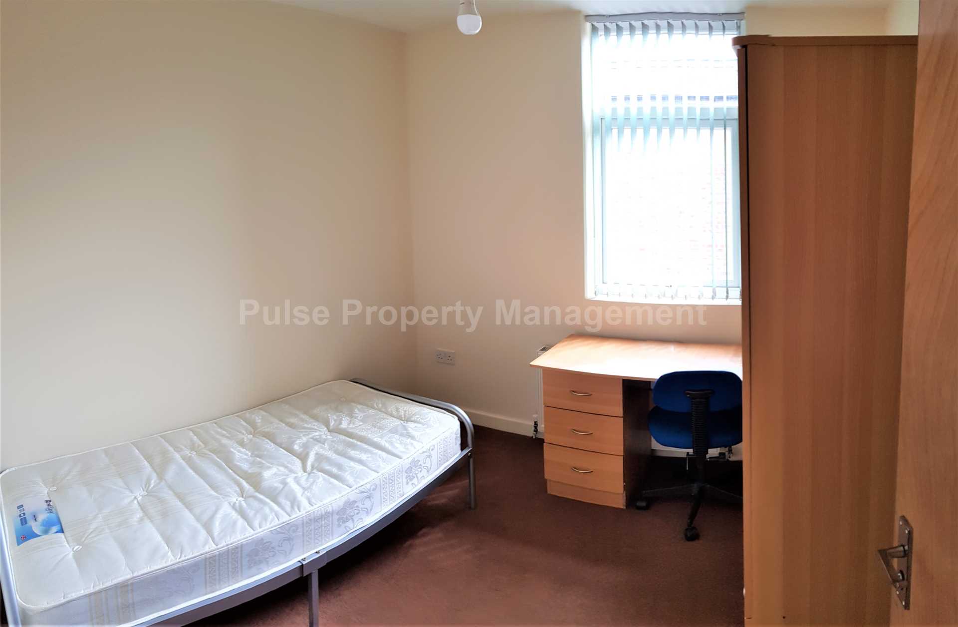 Double Rooms £110 per person per week  - Great Western Street, Rusholme, Image 6