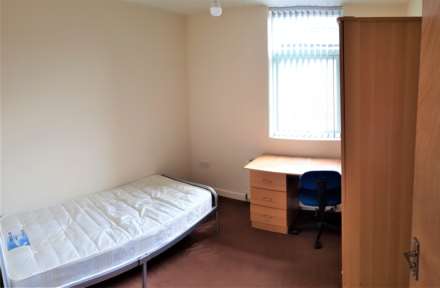 Double Rooms £110 per person per week  - Great Western Street, Rusholme, Image 6