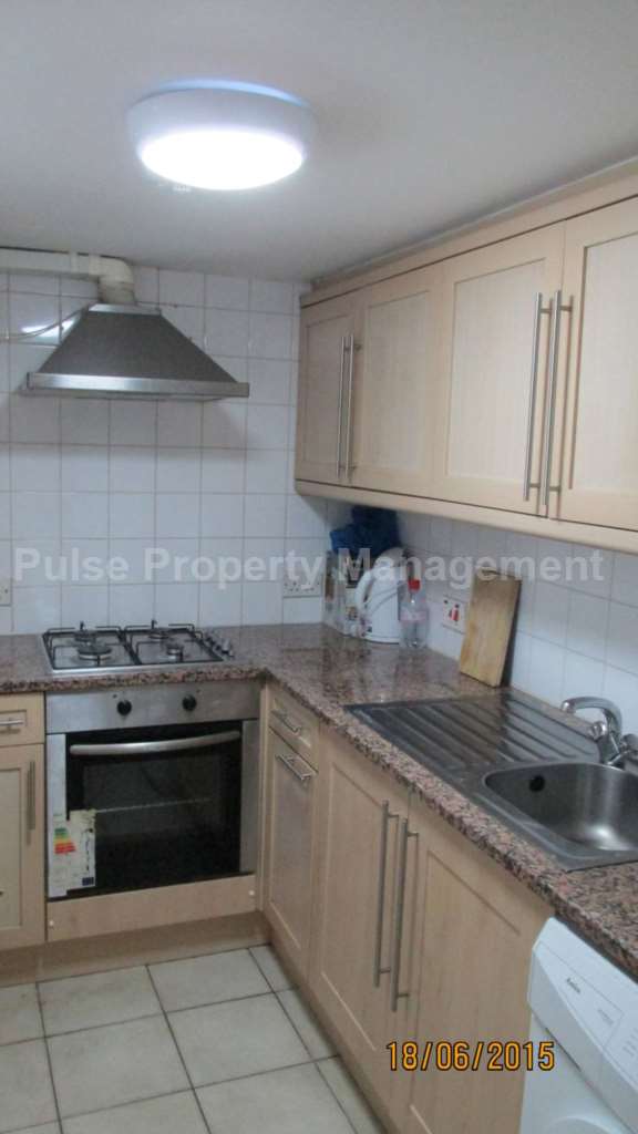106A, Barton Road, Stretford  - Working Professionals Only, Image 5