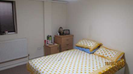 1 Bedroom Apartment, 106A, Barton Road, Stretford  - Working Professionals Only