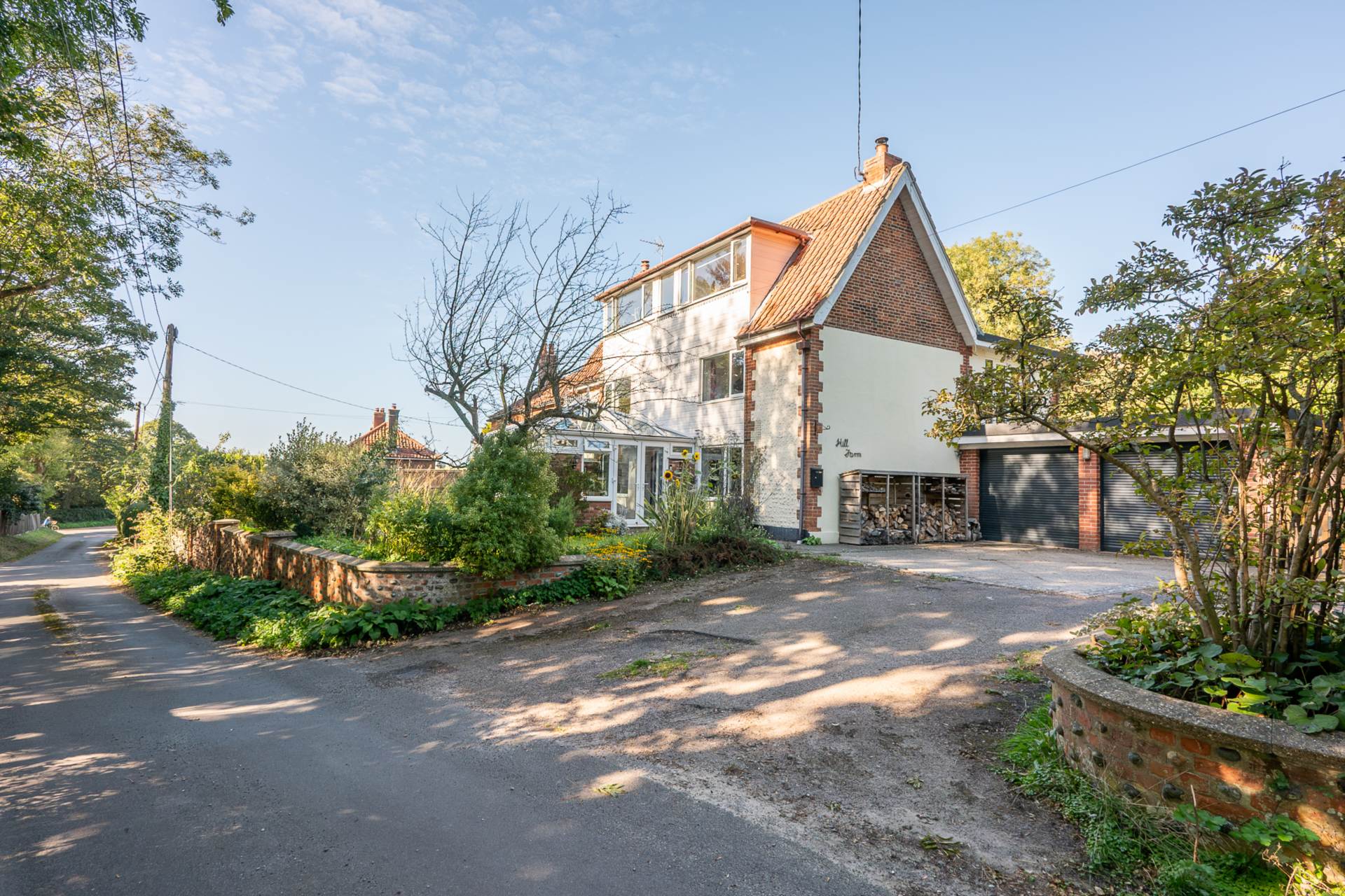 Main Photo