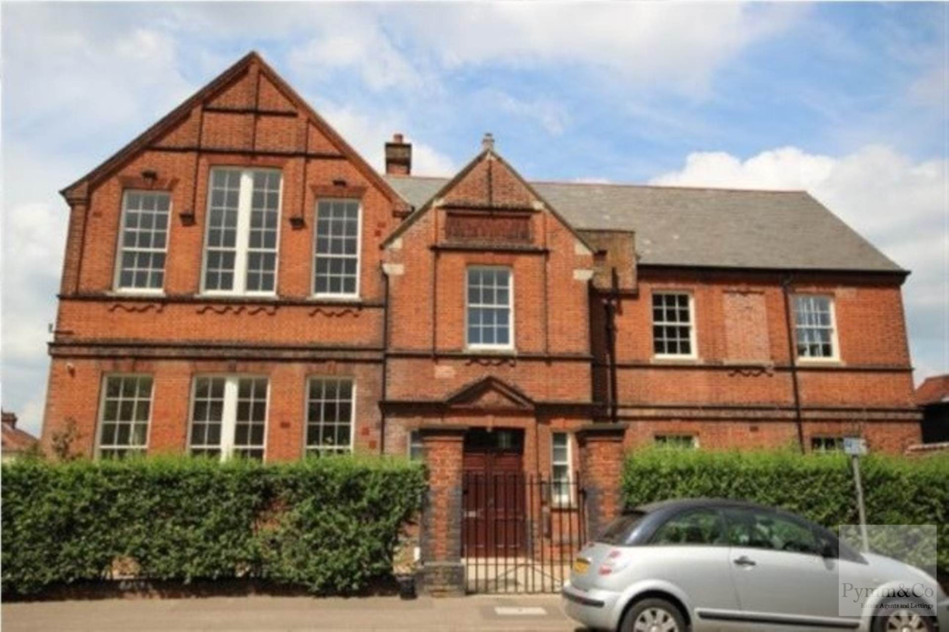 Main Photo