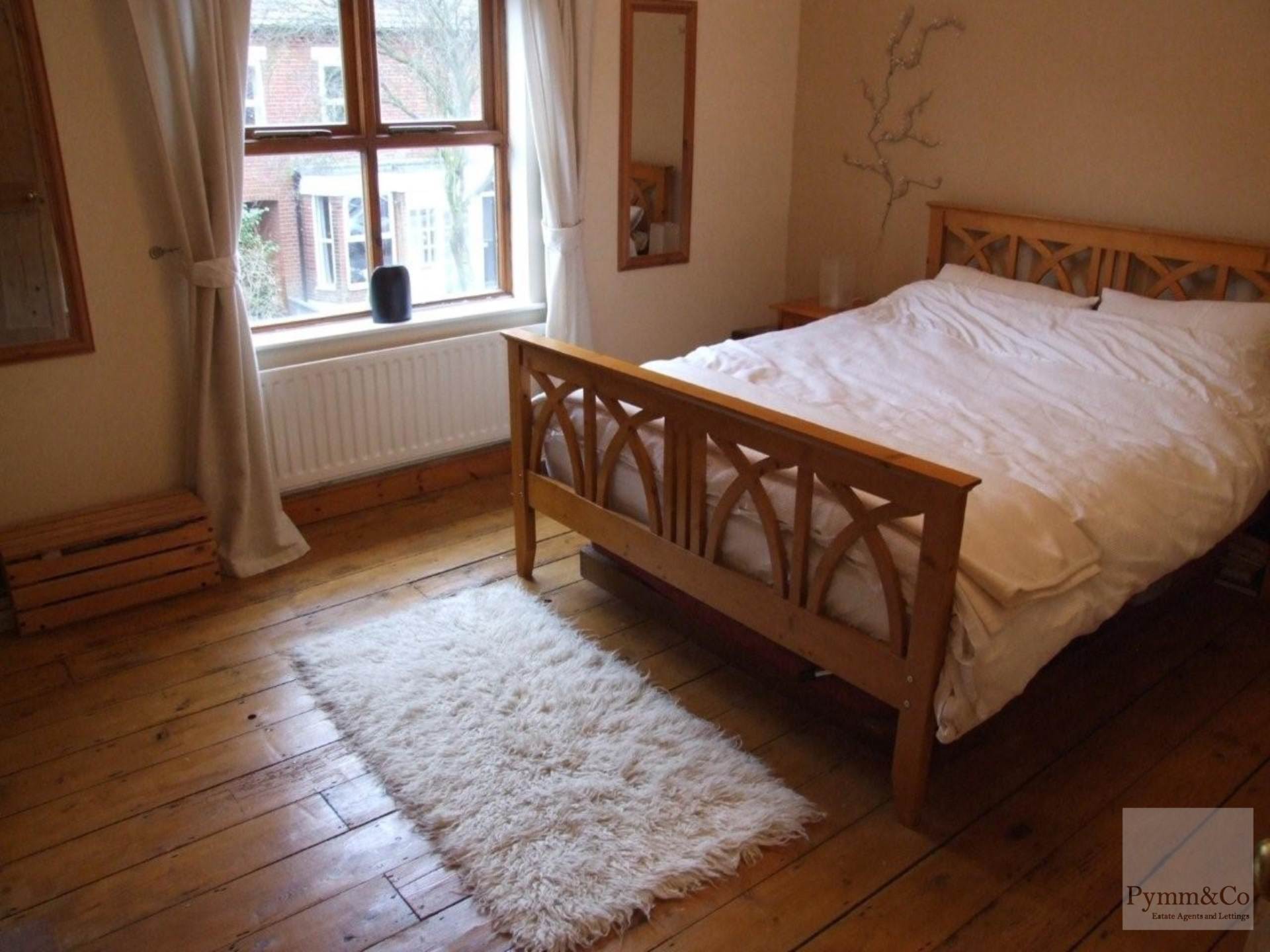 Main Photo