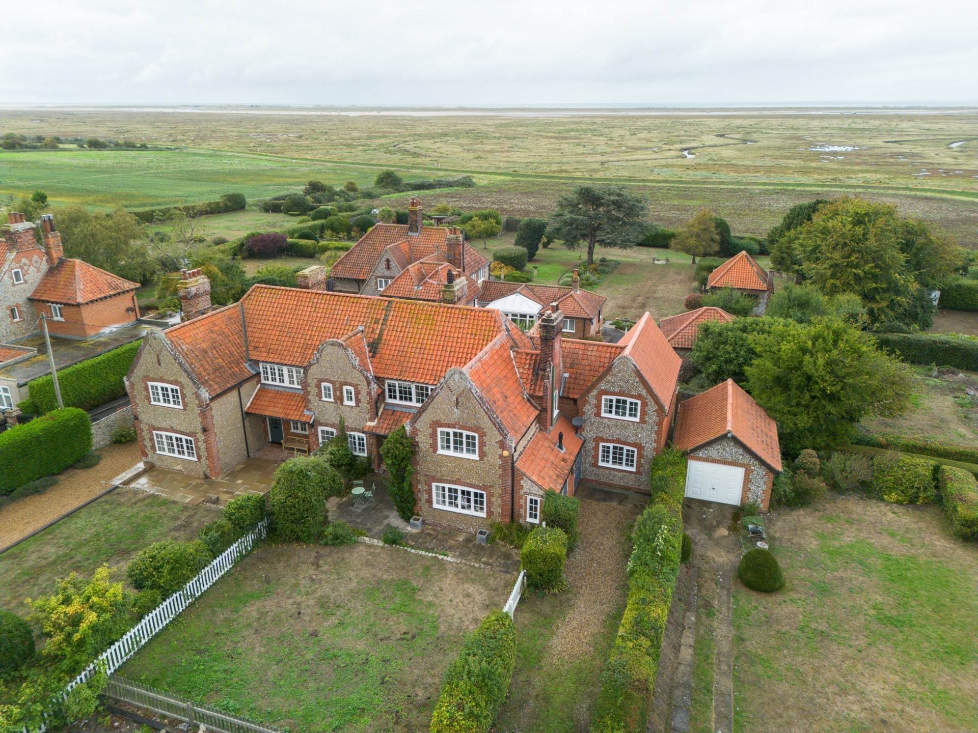 Main Photo