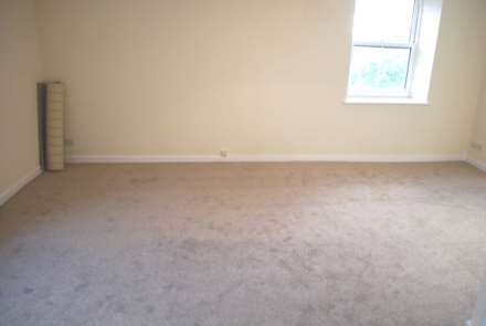 CHAPEL HOUSE, Image 5