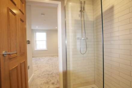 The High Street. St Aubin, Image 12