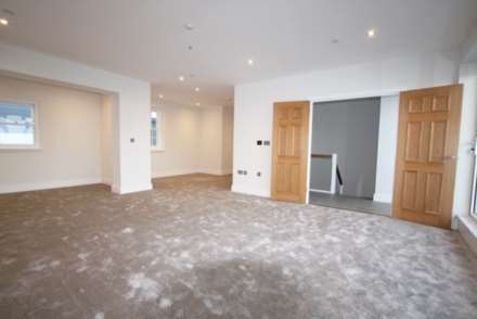 The High Street. St Aubin, Image 15