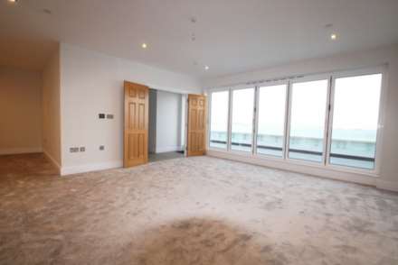 The High Street. St Aubin, Image 16