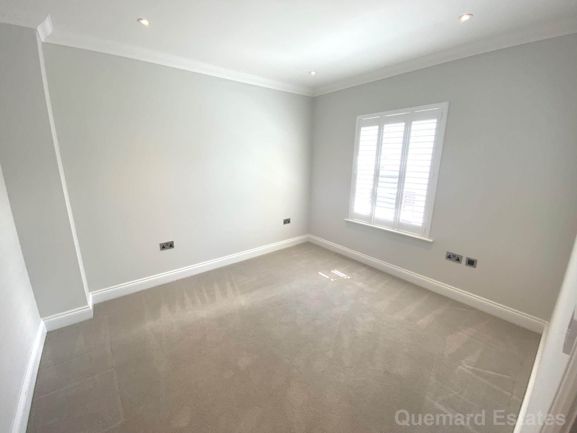 La Rue D'Aval, Grouville, Image 6