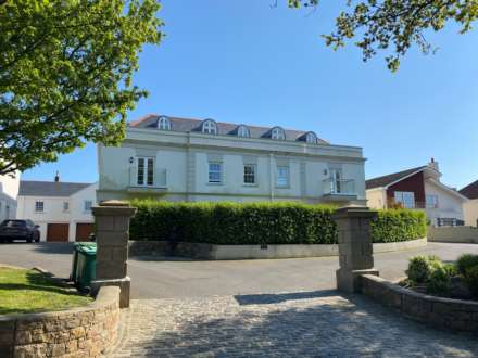 Property For Rent La Rue D