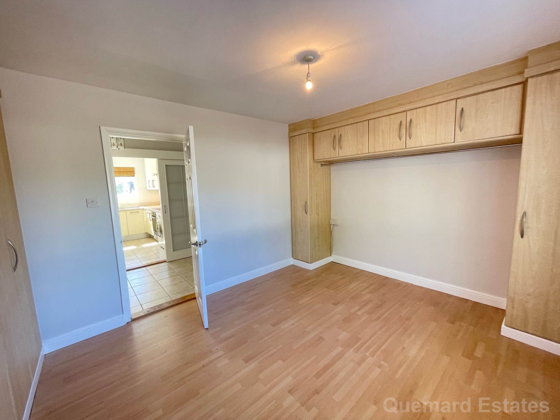 Elisabeth Avenue, Image 4