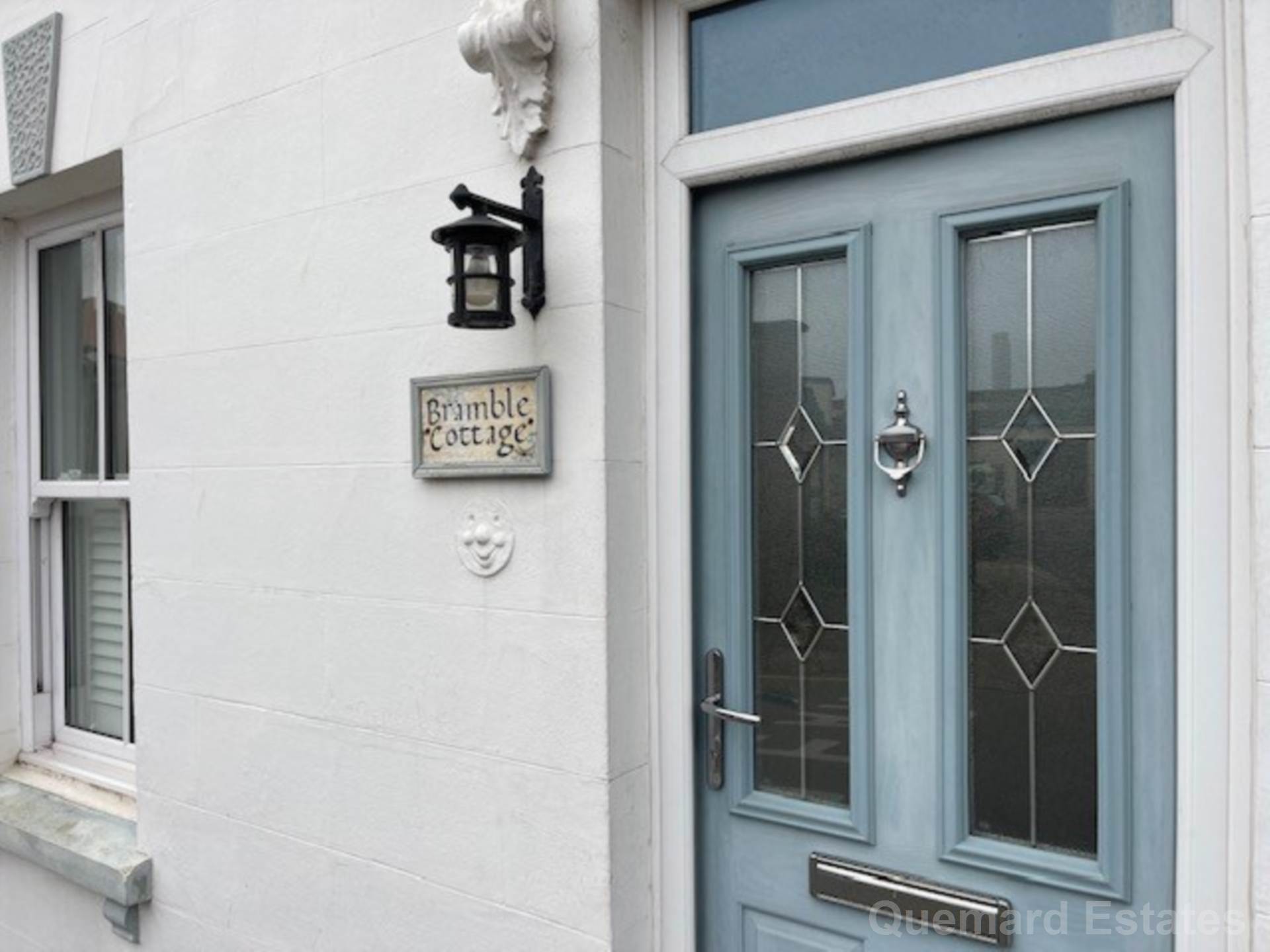 Bramble Cottage, Image 2