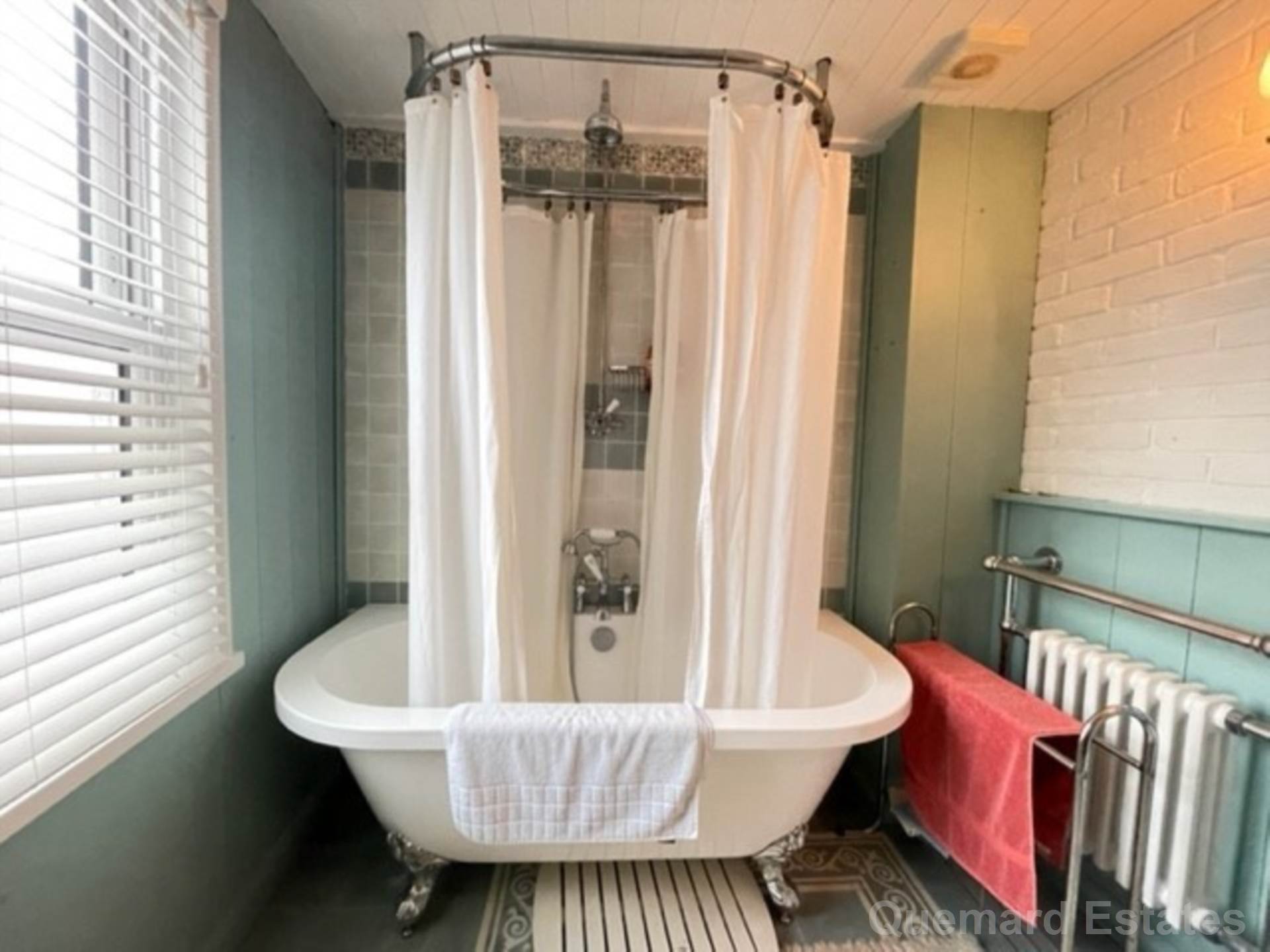 Bramble Cottage, Image 5