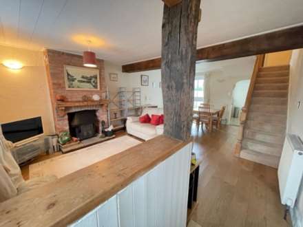Bramble Cottage, Image 8