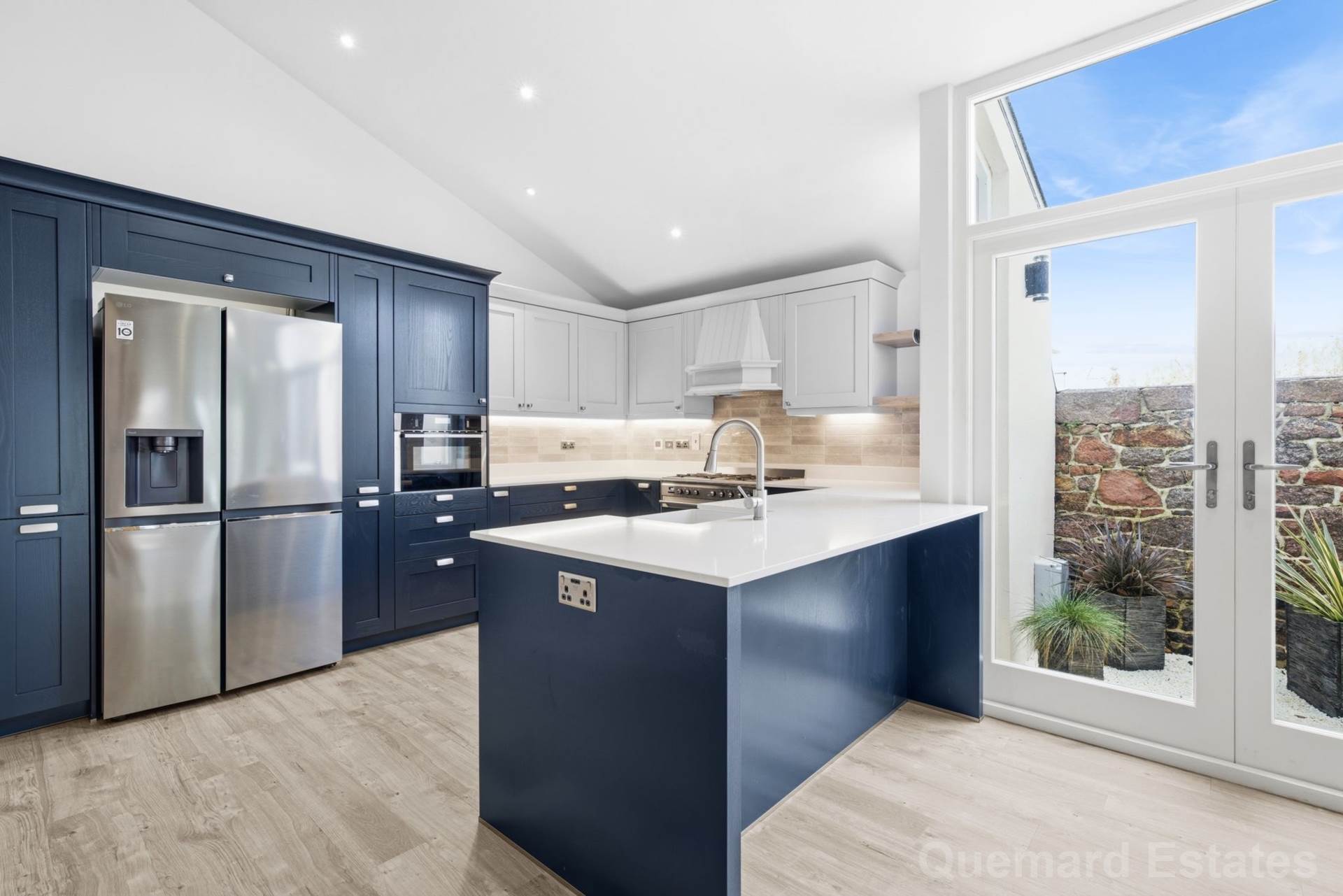 Route De Beaumont, St Peter, Image 6