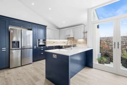 Route De Beaumont, St Peter, Image 6