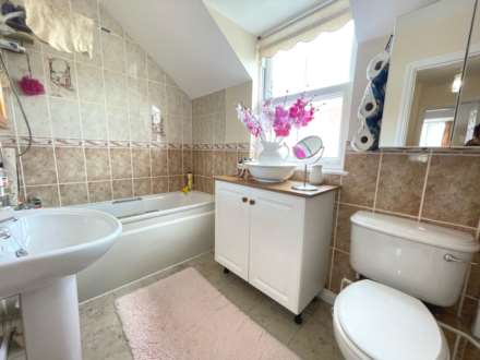 Gorey Village, Grouville, Image 13
