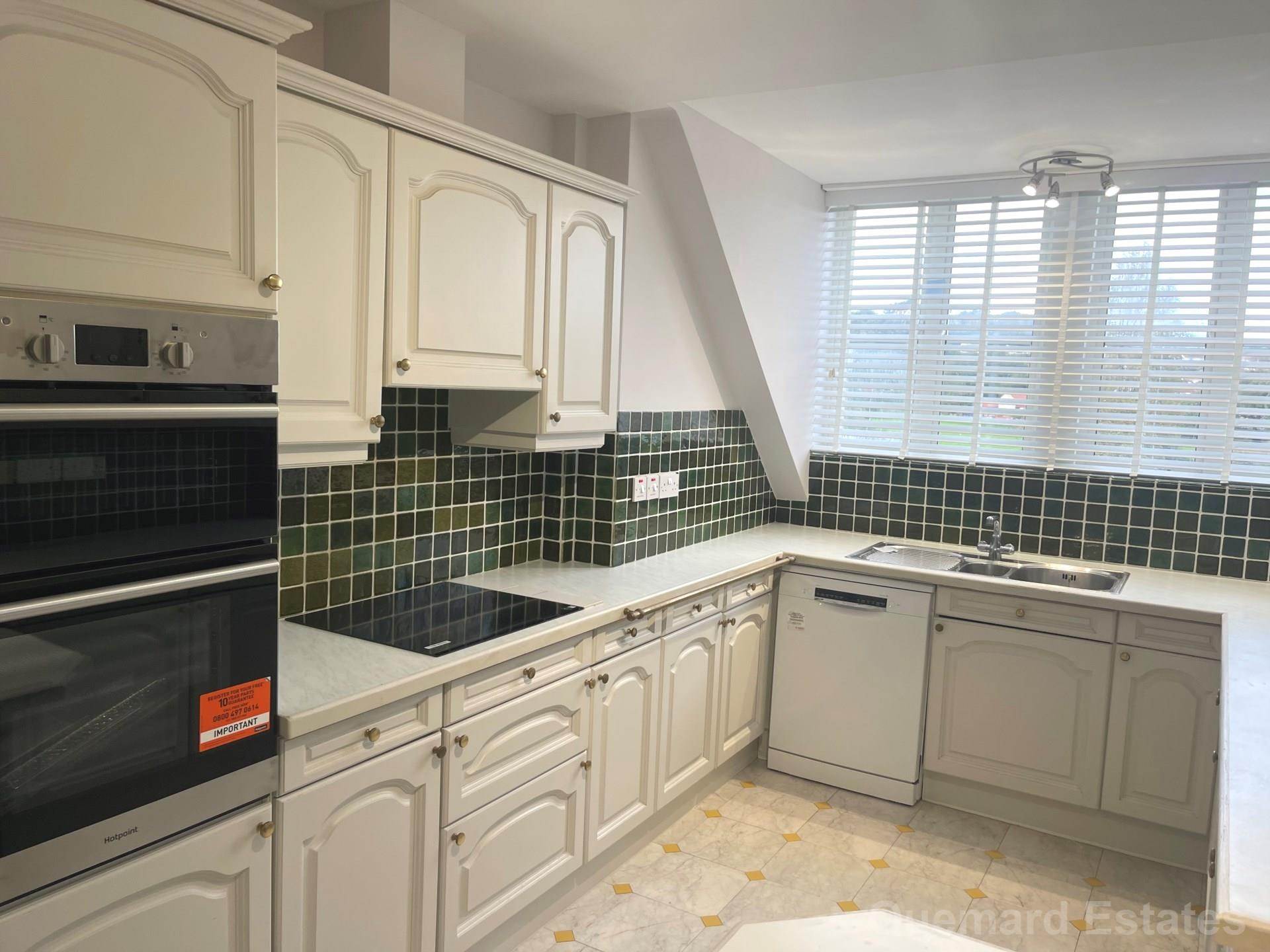 Batisse De La Mielle, St Brelade, Image 6