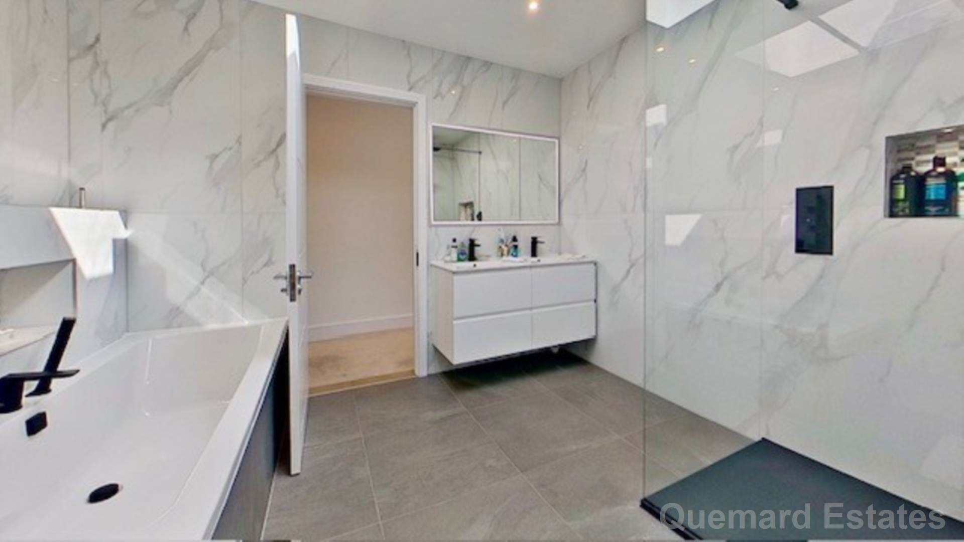 La Rue Du Pont Marquet, St Brelade, Image 16