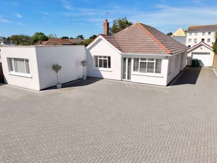 La Rue Du Pont Marquet, St Brelade, Image 2