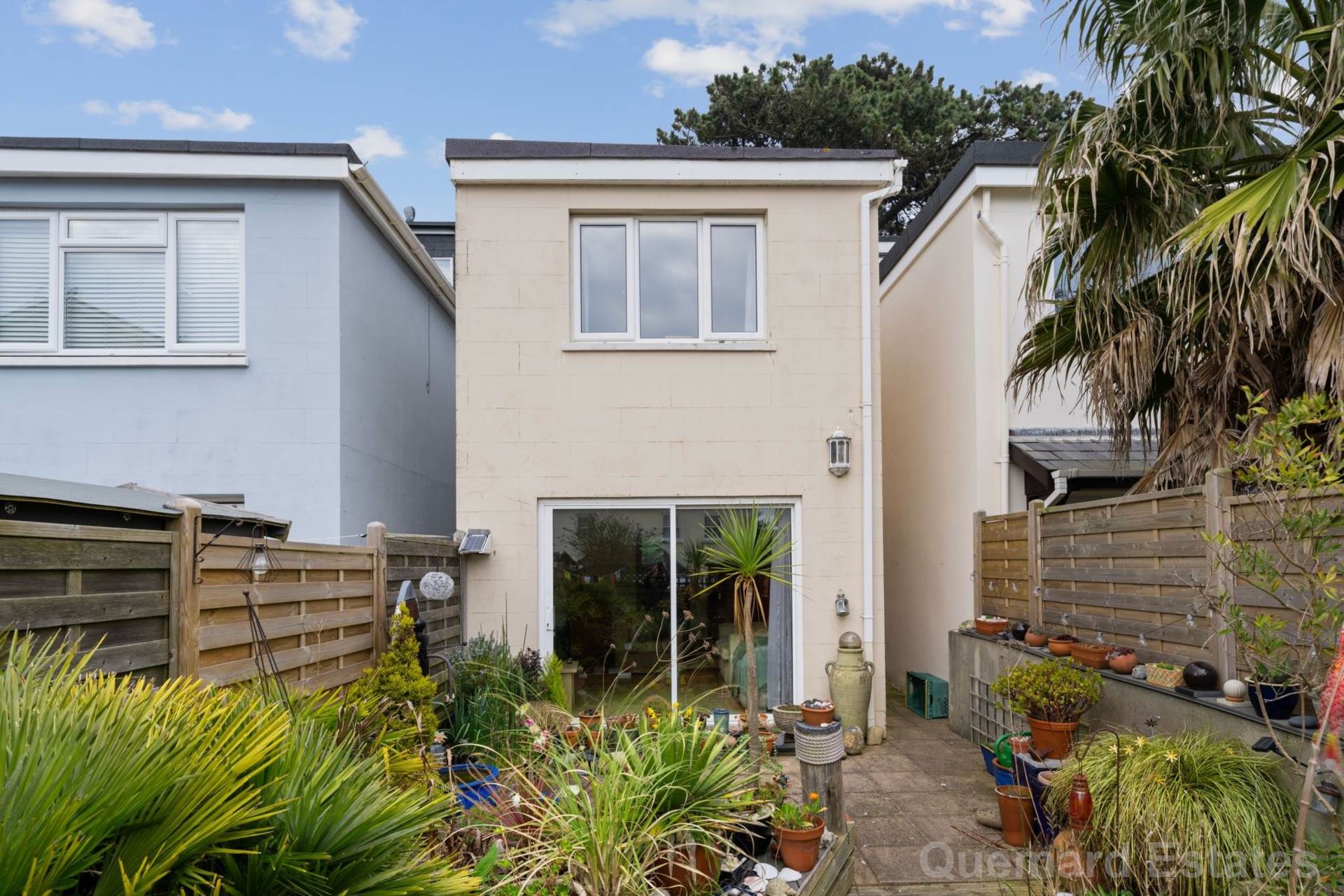 Hansford Lane, St Helier, Image 1