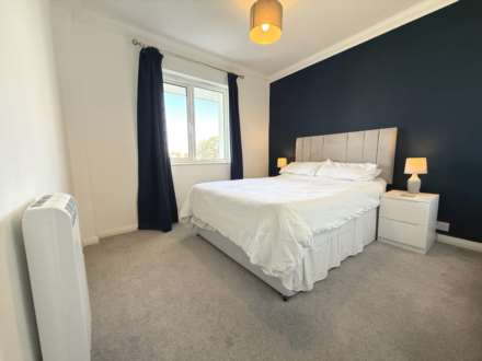 La Rue Des Chenes, St Helier, Image 9