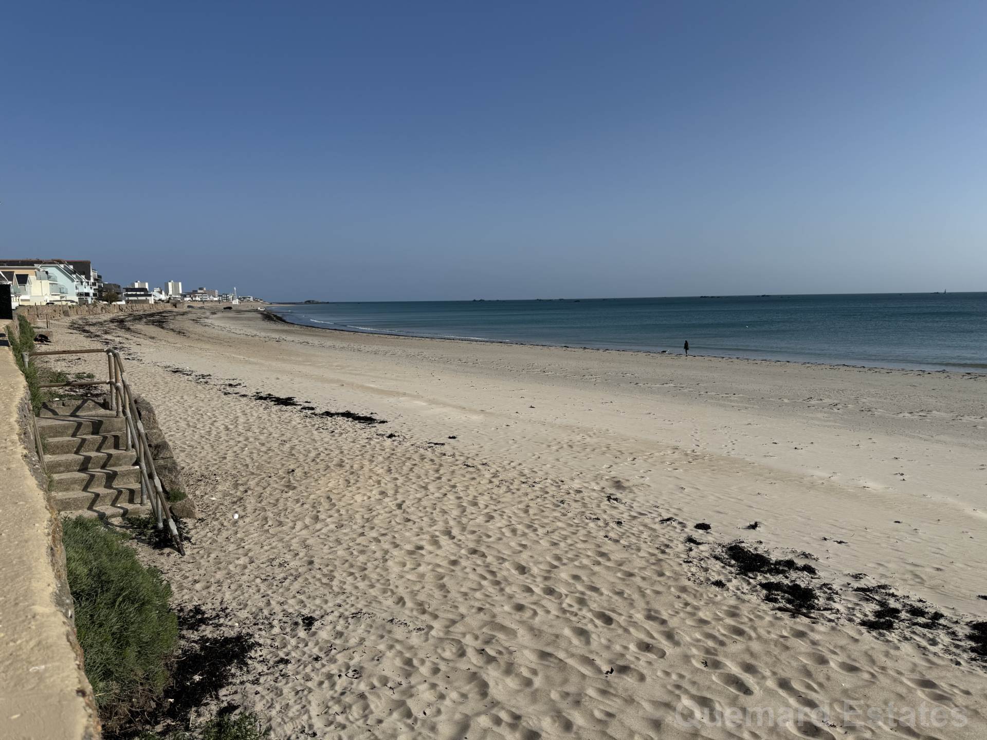 Greve D'Azette, St Clement, Image 1