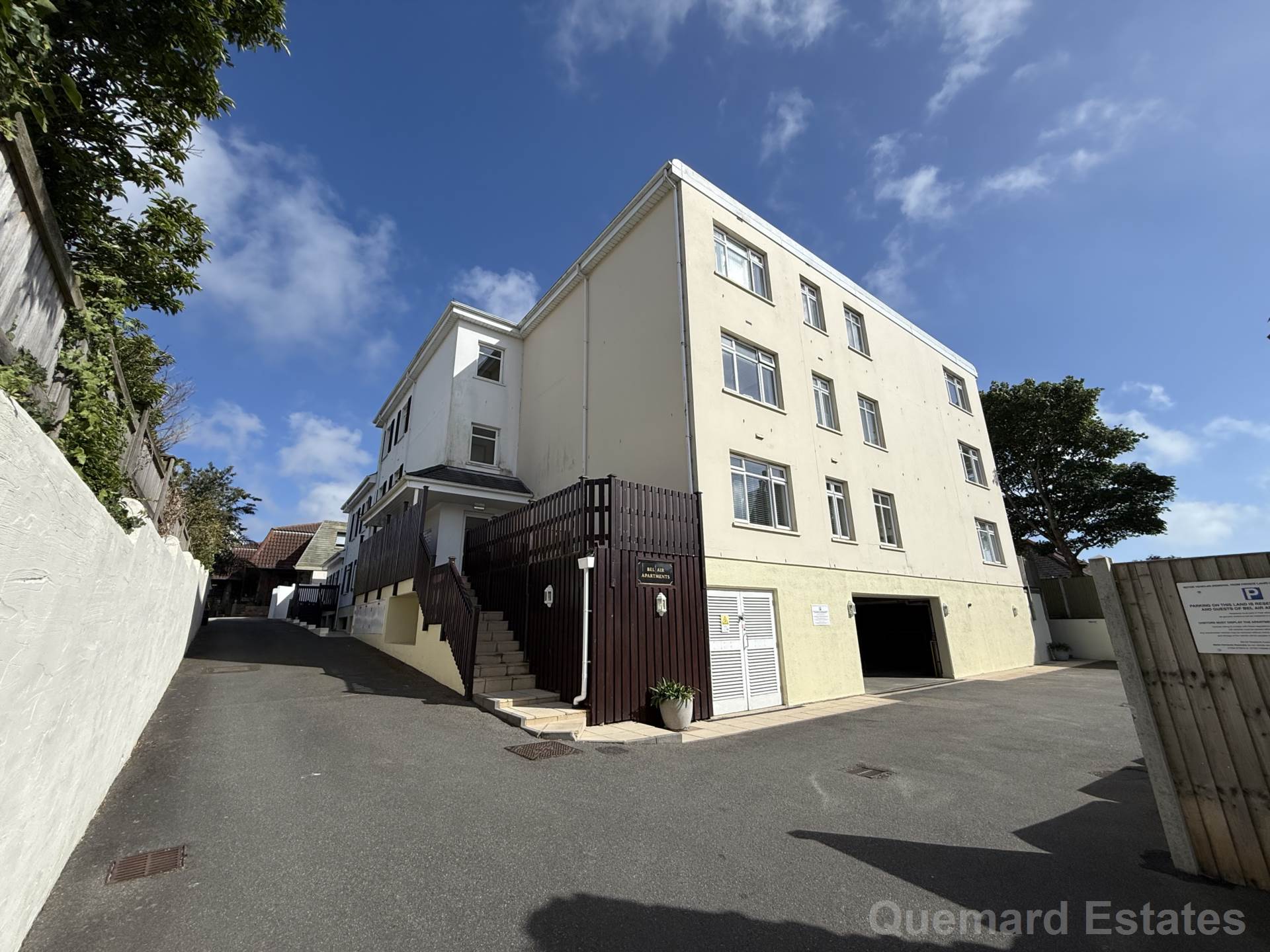 Bel Air Apartments, La Rue De Trachy, Image 1