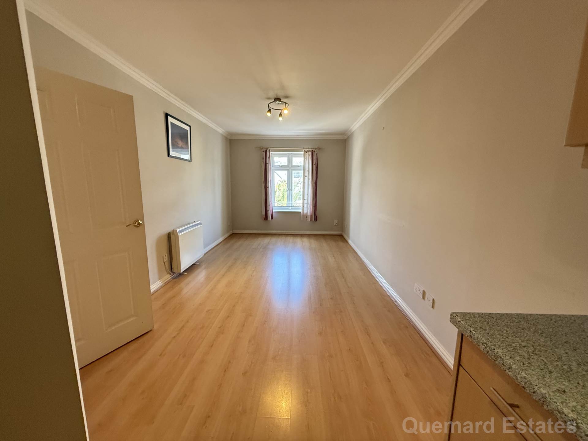 Bel Air Apartments, La Rue De Trachy, Image 6