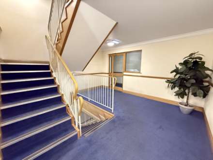 Bel Air Apartments, La Rue De Trachy, Image 2
