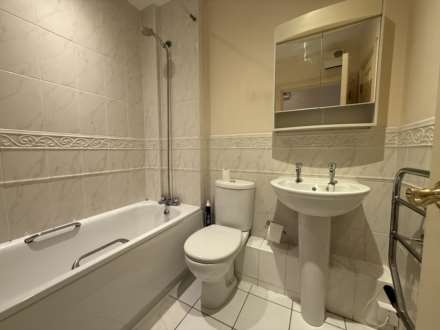 Bel Air Apartments, La Rue De Trachy, Image 3