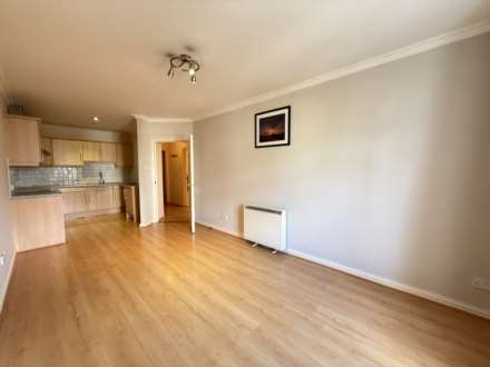 Bel Air Apartments, La Rue De Trachy, Image 5