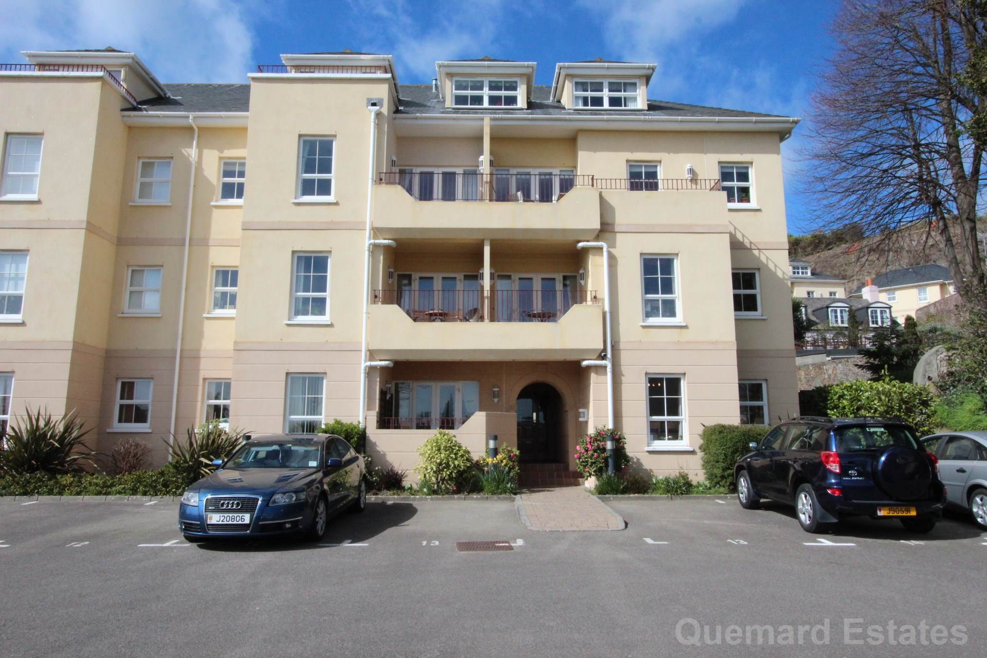 Victoria House, Park Heights, St Johns Road, Image 1
