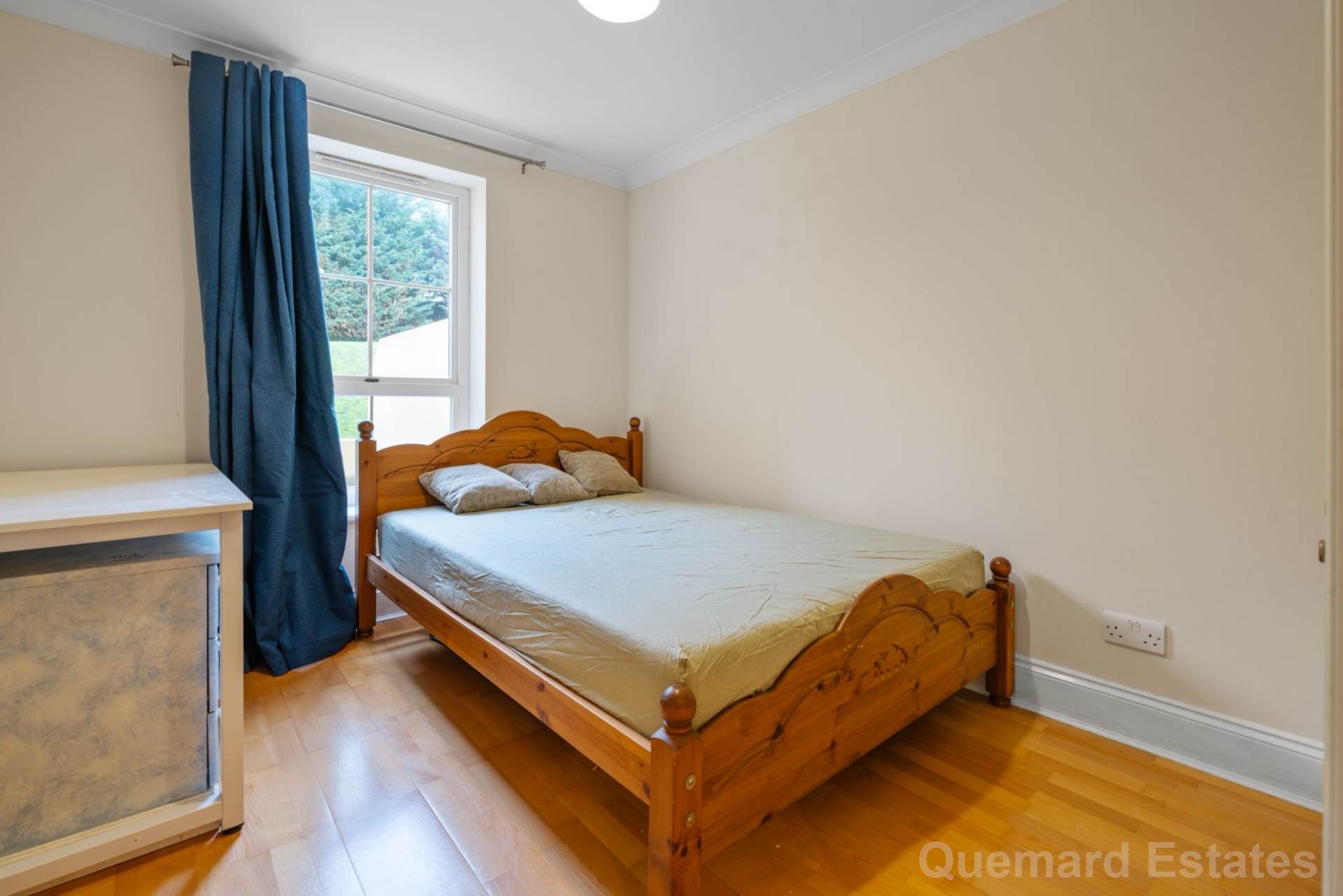 Victoria House, Park Heights, St Johns Road, Image 7