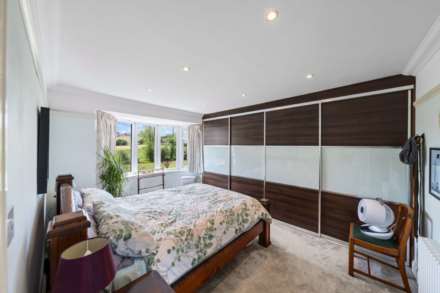 Bagot Manor Avenue, St Saviour, Image 11