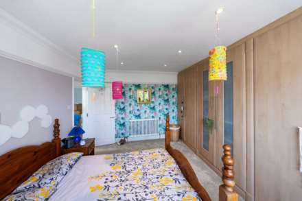 Bagot Manor Avenue, St Saviour, Image 14