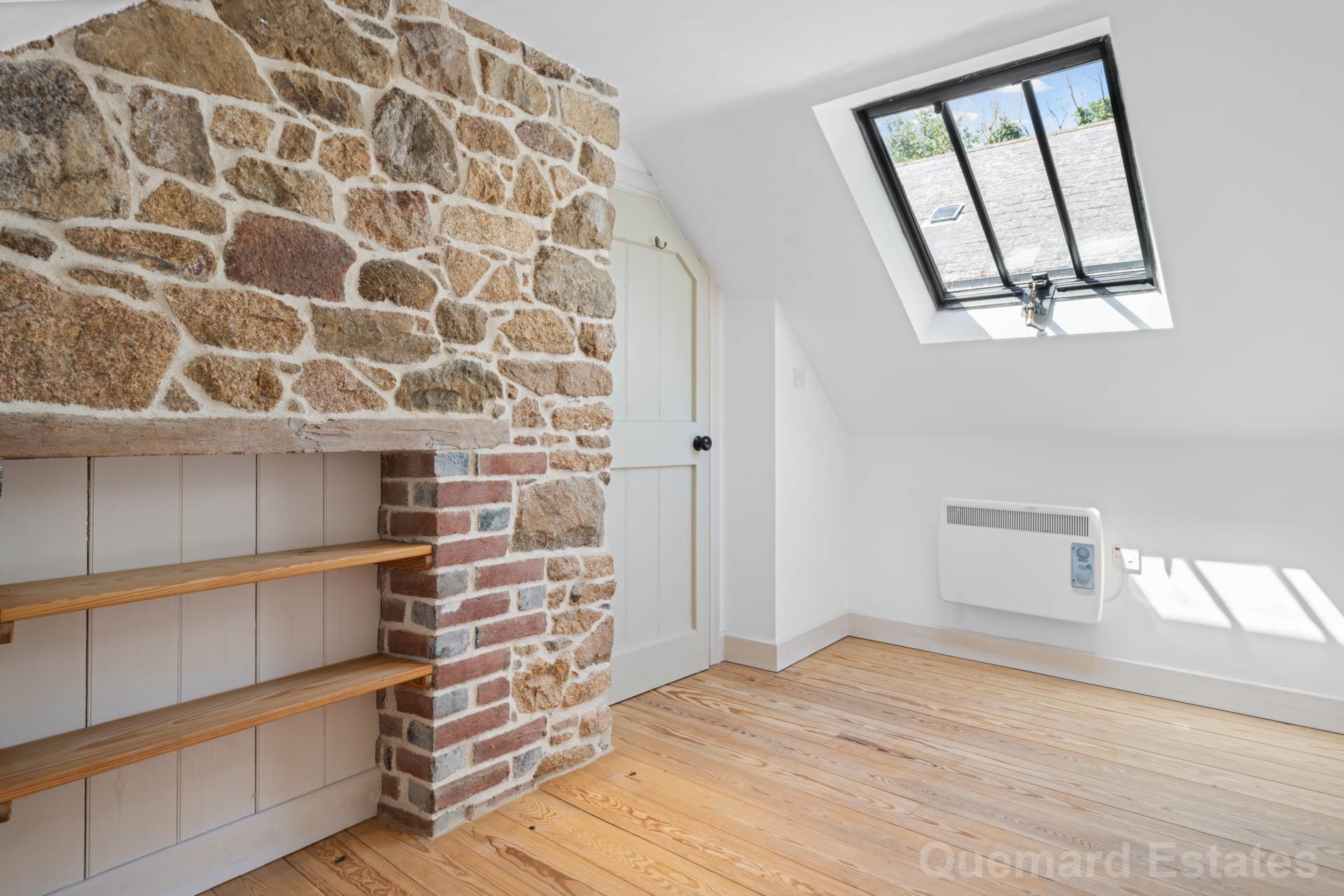 La Route De Plemont, St Ouen, Image 9