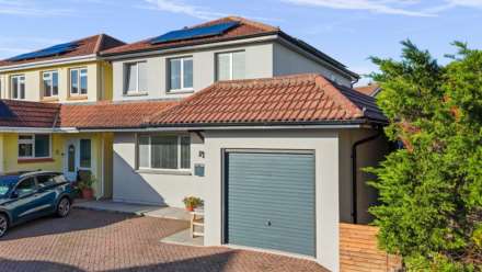 La Route De St Aubin, St Lawrence