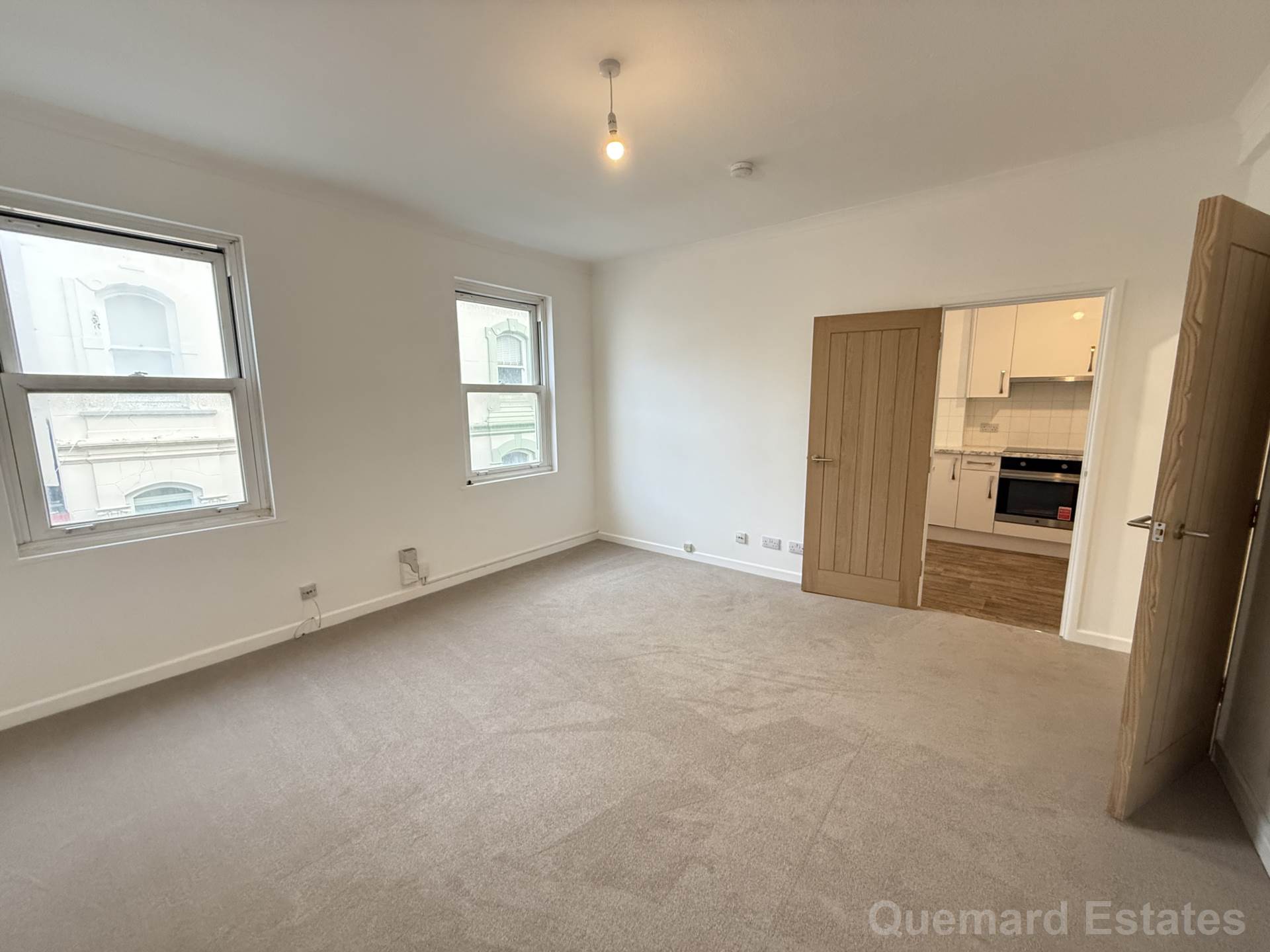 Waterloo Street, St Helier, Image 3