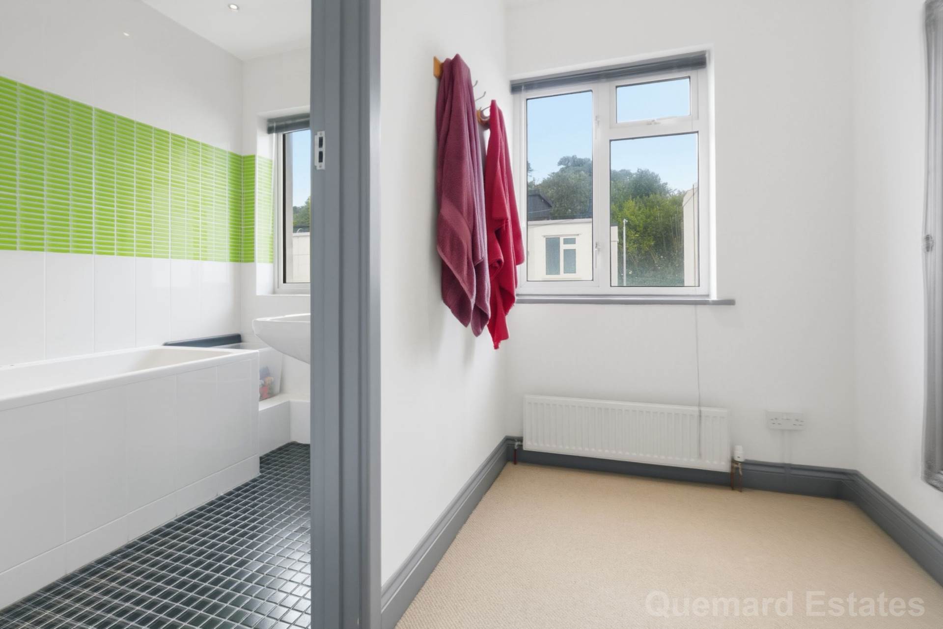 La Ruelle Es Ruaux, St Peter, Image 16